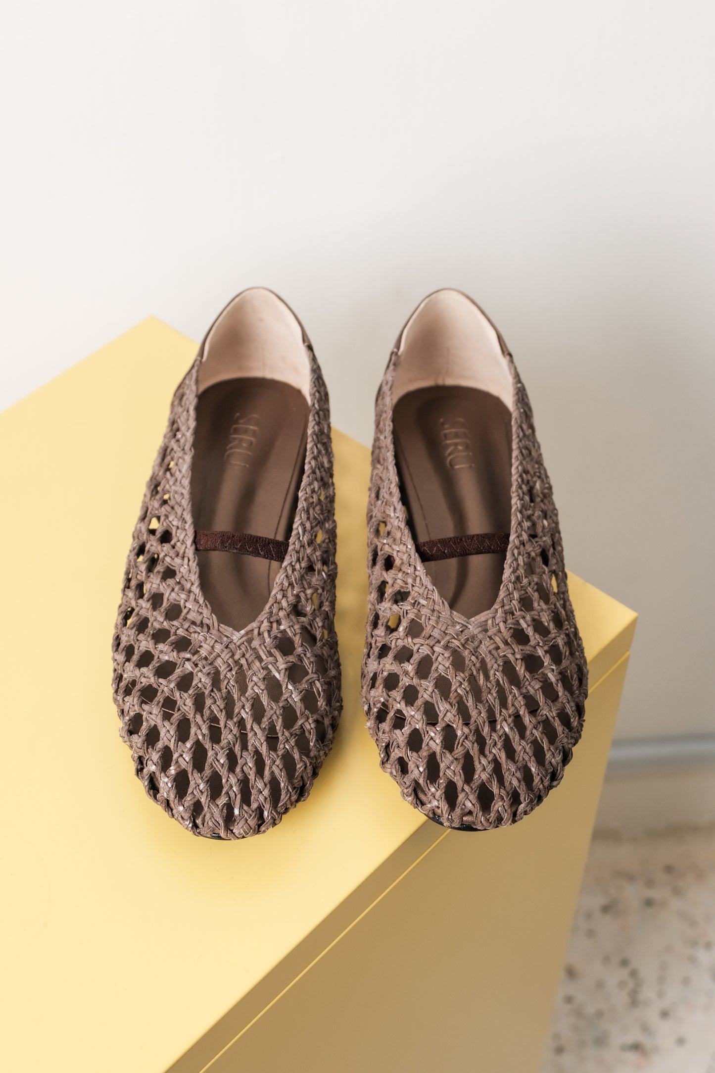 anya Woven Flats in Brass