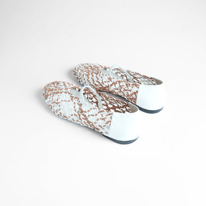 anya Woven Flats White & Tan