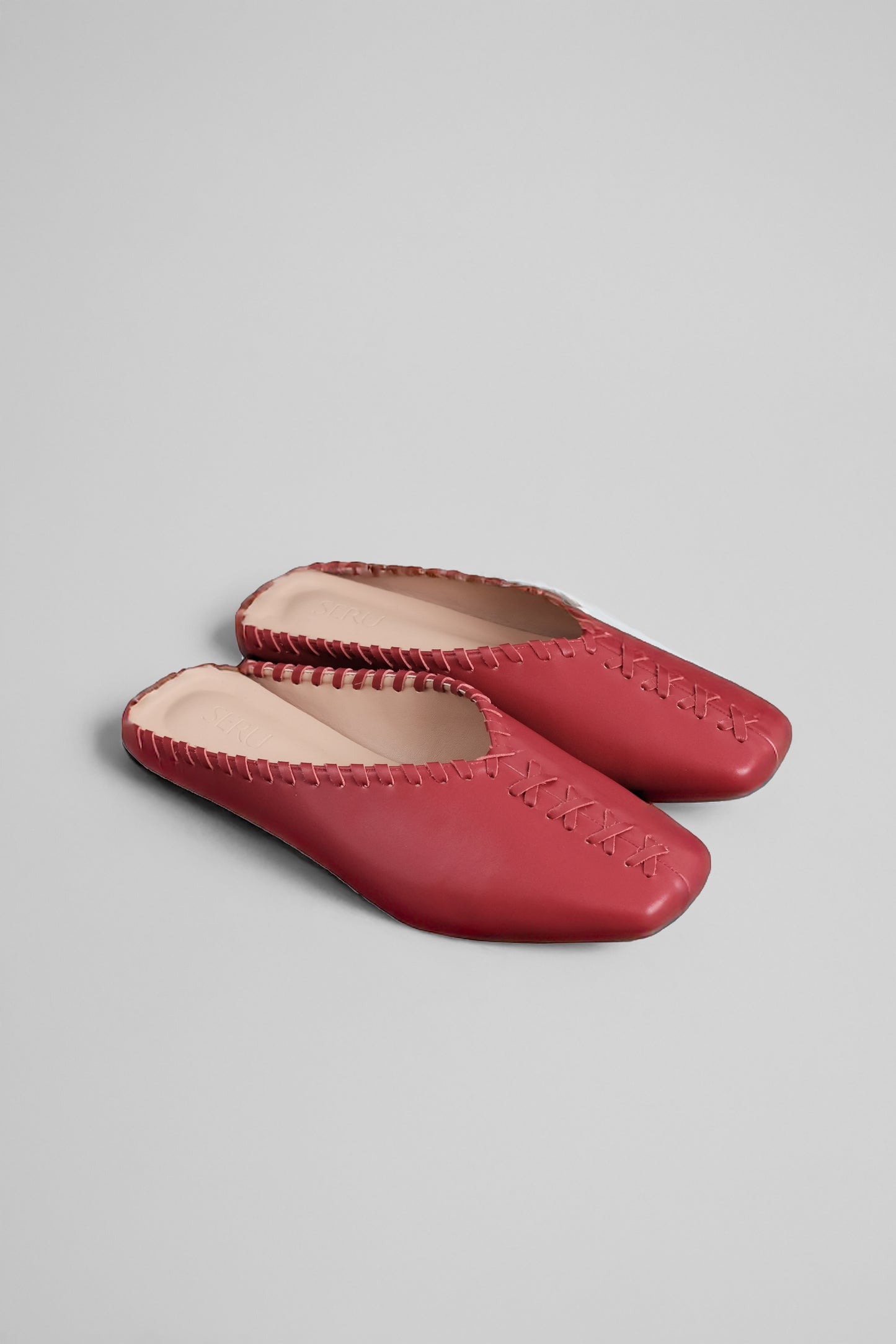 Inès in Rosa