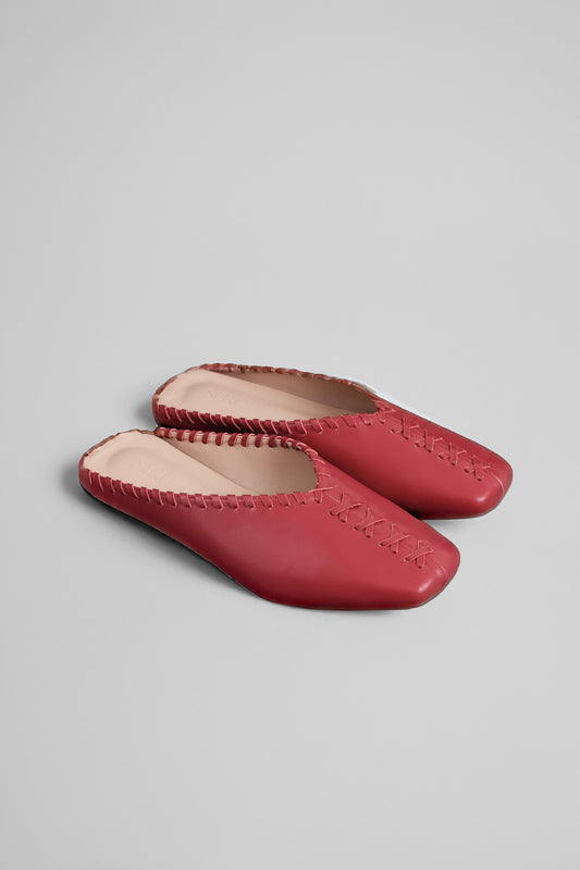Inès in Rosa